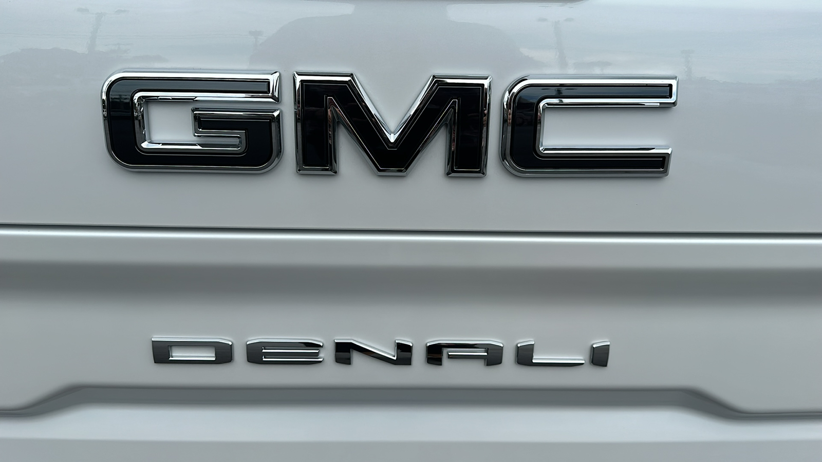 2024 GMC Sierra 1500 Denali Ultimate 9