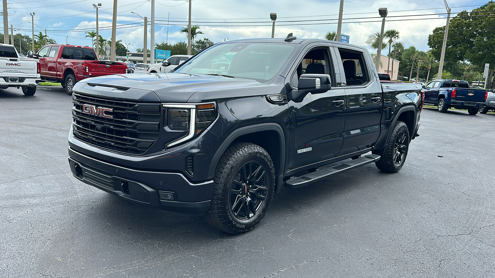 2024 GMC Sierra 1500 Elevation 3