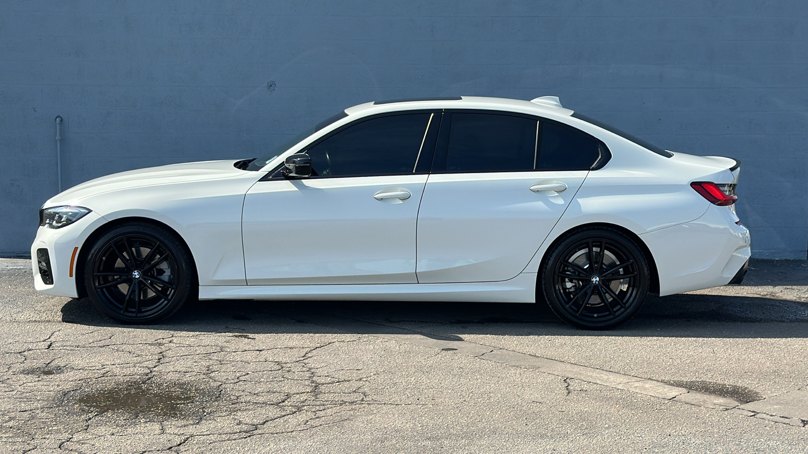 2022 BMW 3 Series 330i 4