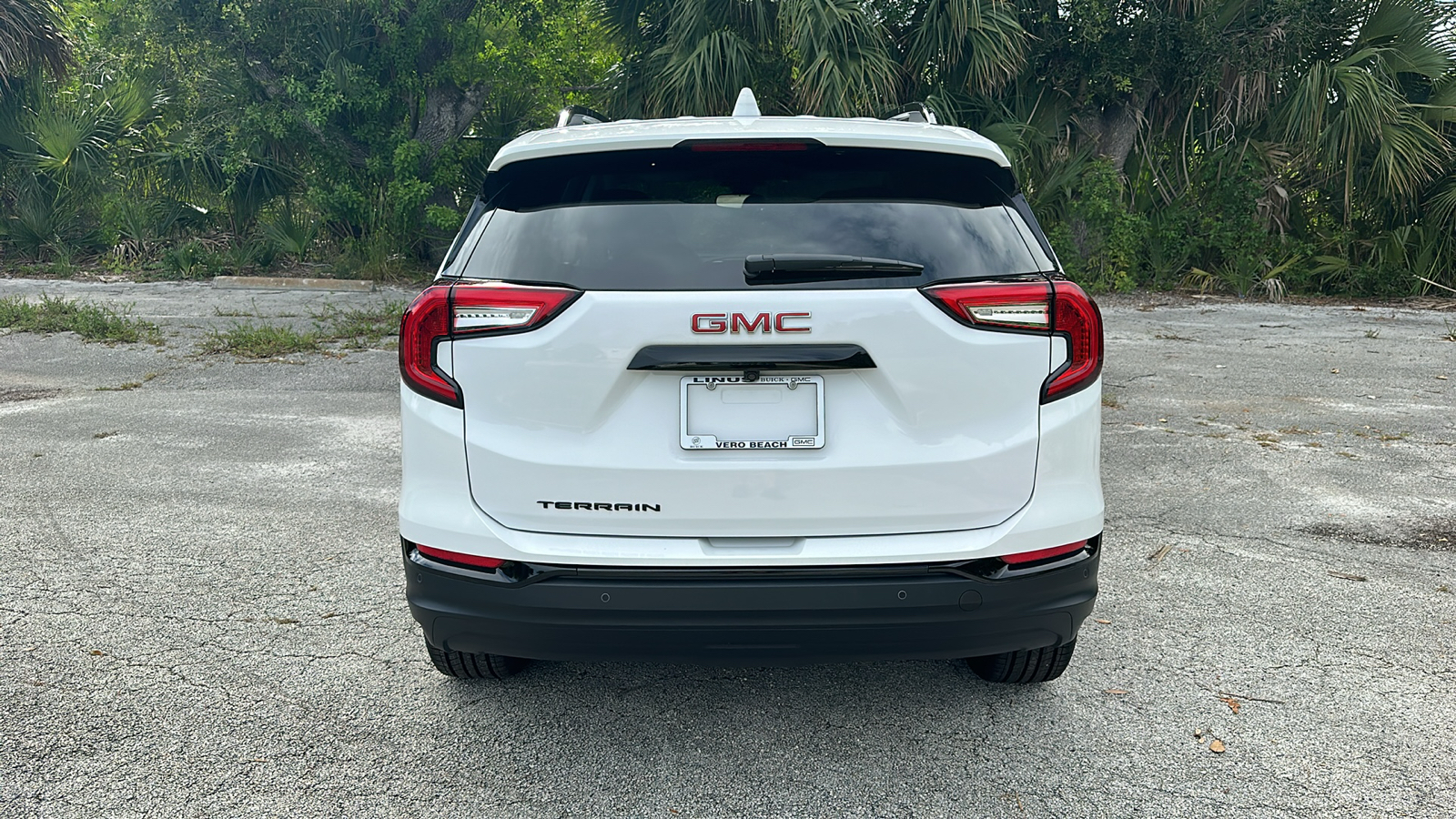 2024 GMC Terrain SLE 6