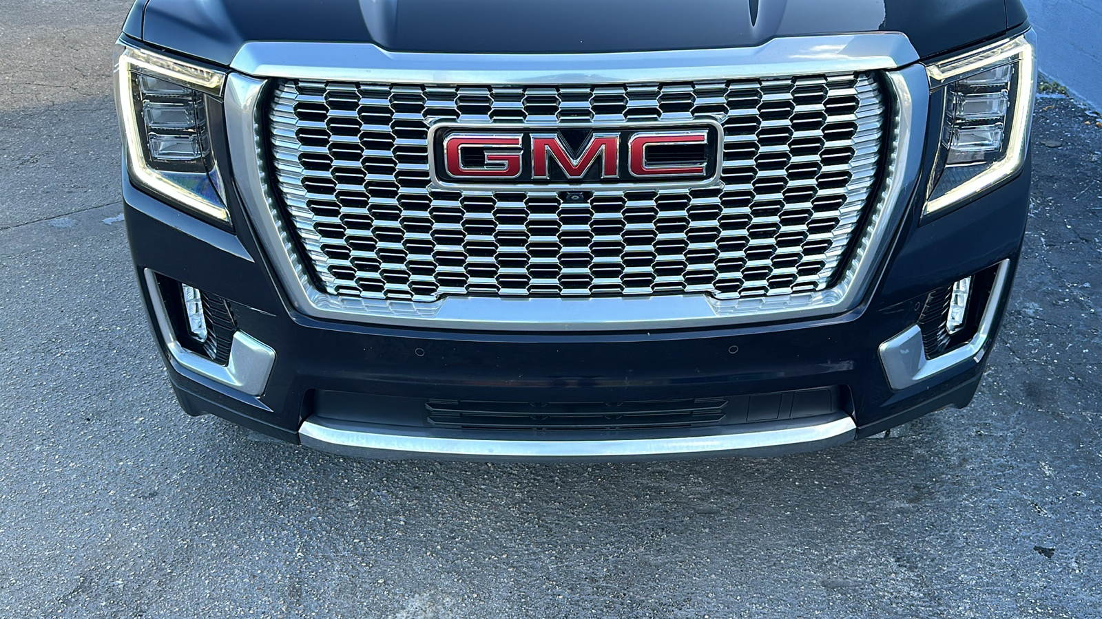 2022 GMC Yukon Denali 9