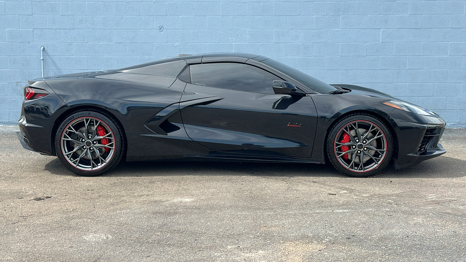 2023 Chevrolet Corvette Stingray 8