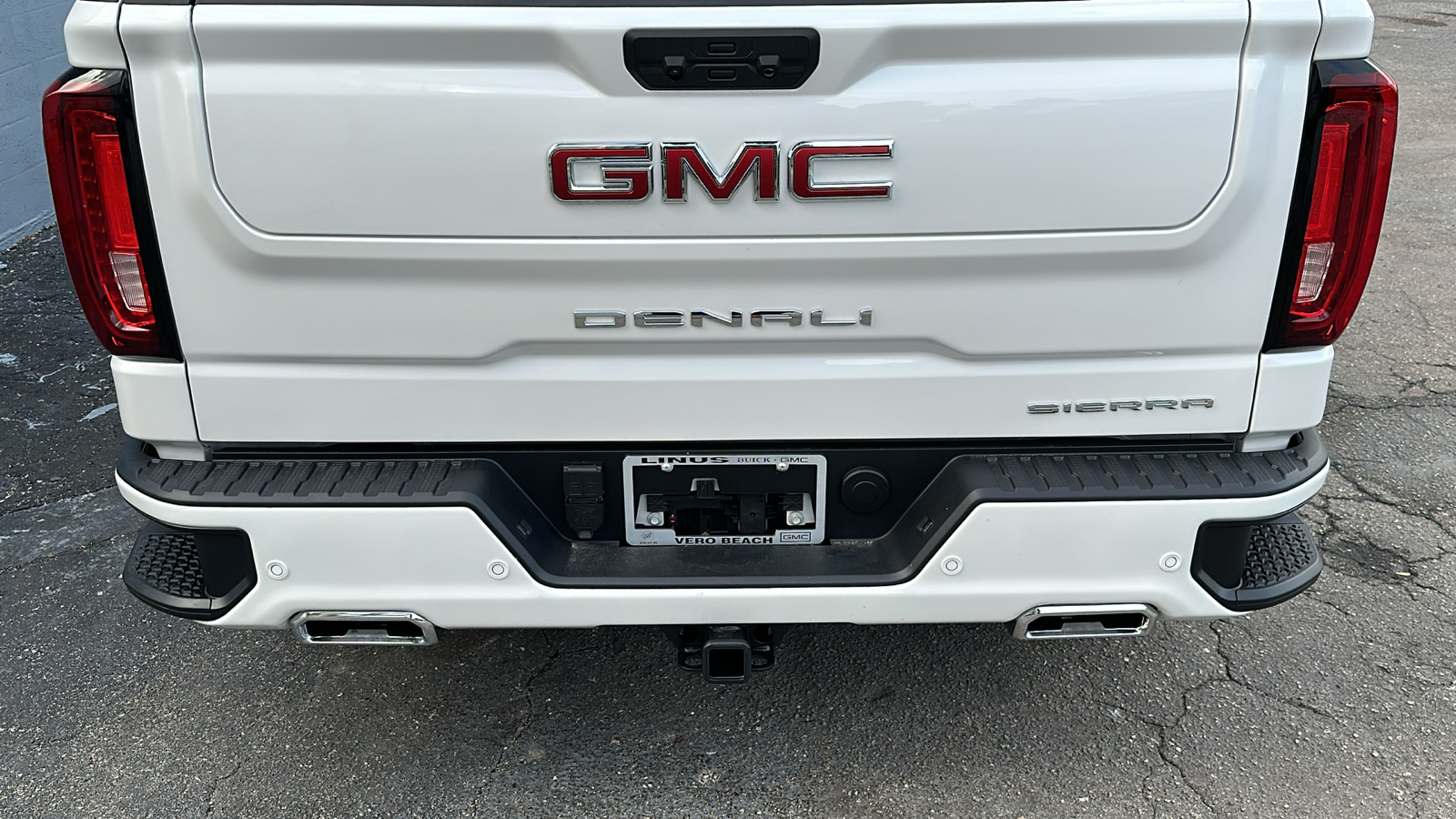 2024 GMC Sierra 1500 Denali 13