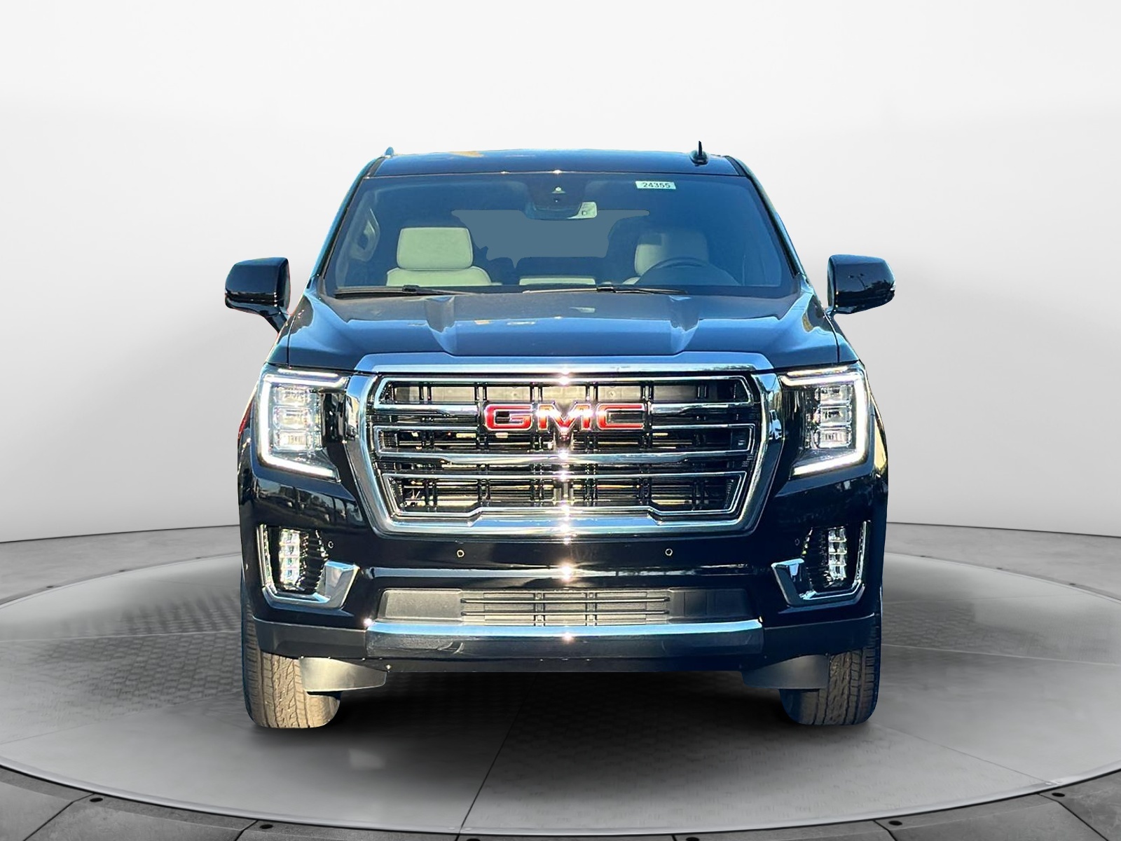 2024 GMC Yukon SLT 2