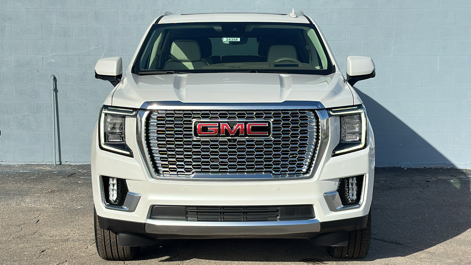 2024 GMC Yukon Denali 2