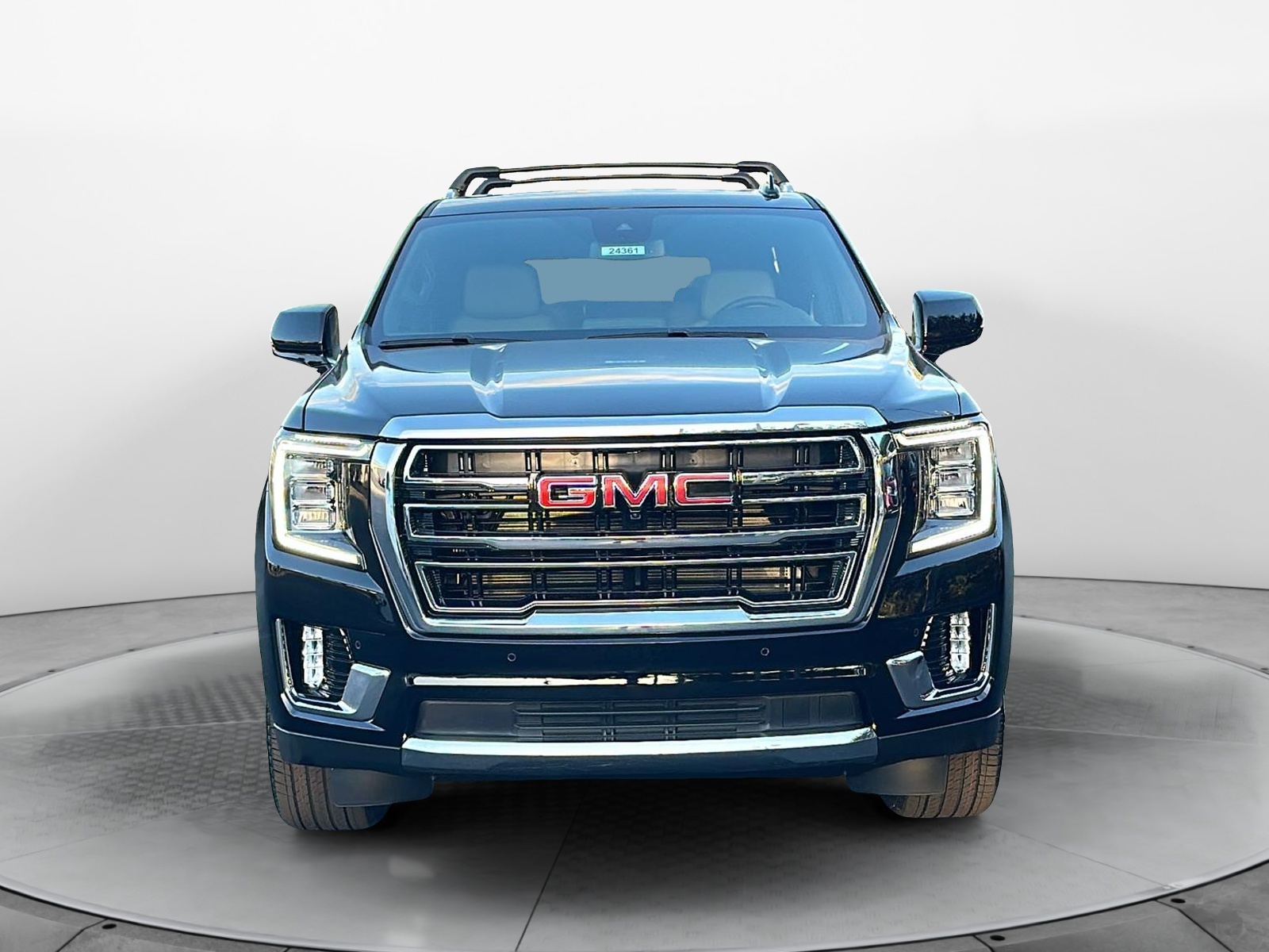 2024 GMC Yukon SLT 2