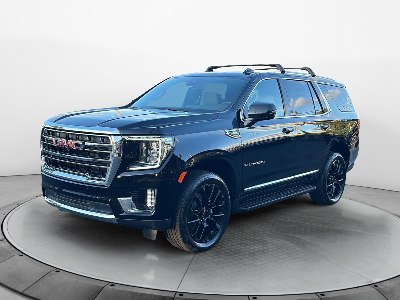 2024 GMC Yukon SLT 3