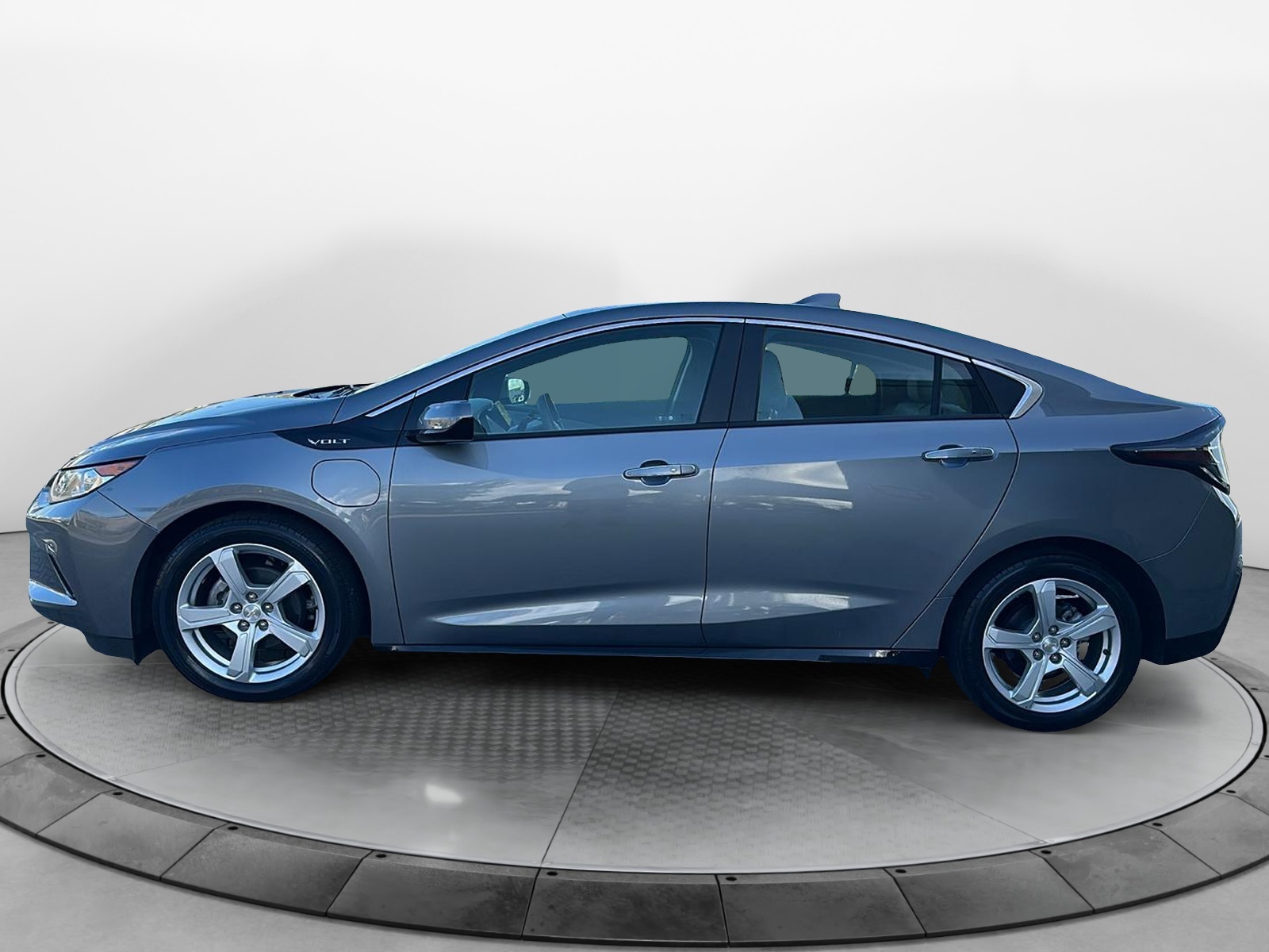 2018 Chevrolet Volt LT 4