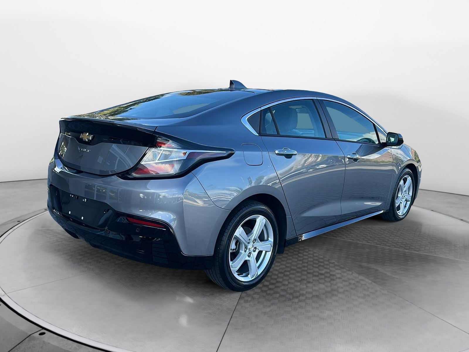 2018 Chevrolet Volt LT 7