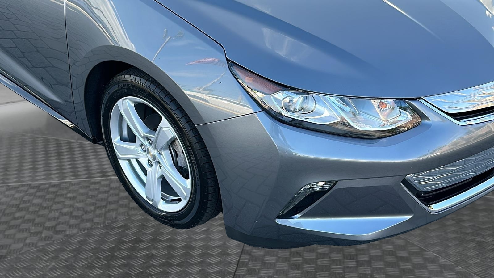 2018 Chevrolet Volt LT 10