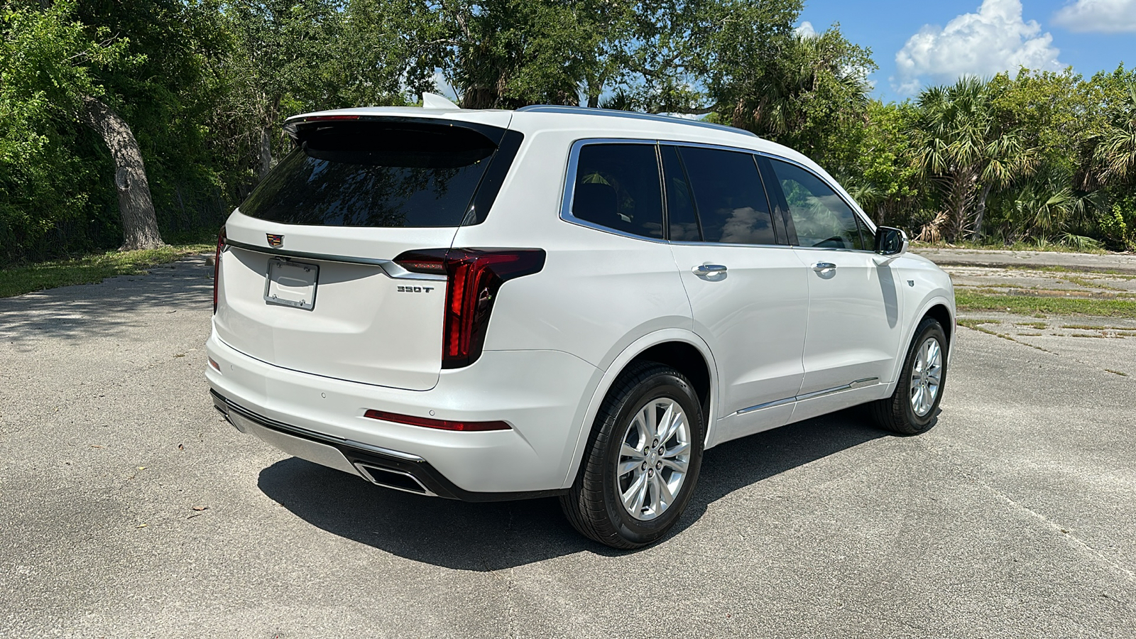 2025 Cadillac XT6 Luxury 7