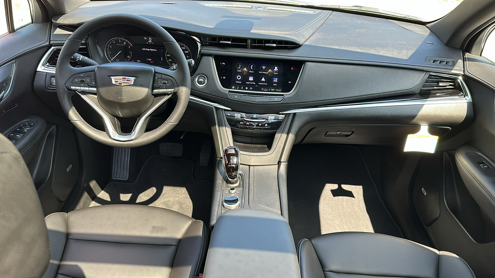 2025 Cadillac XT6 Luxury 13