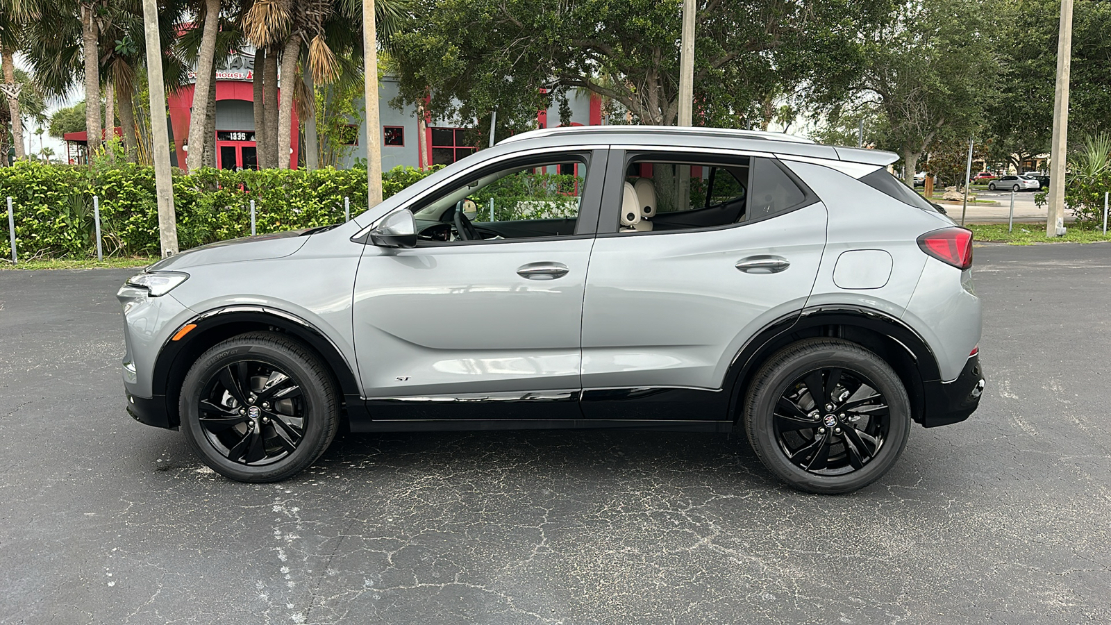 2025 Buick Encore GX Sport Touring 4