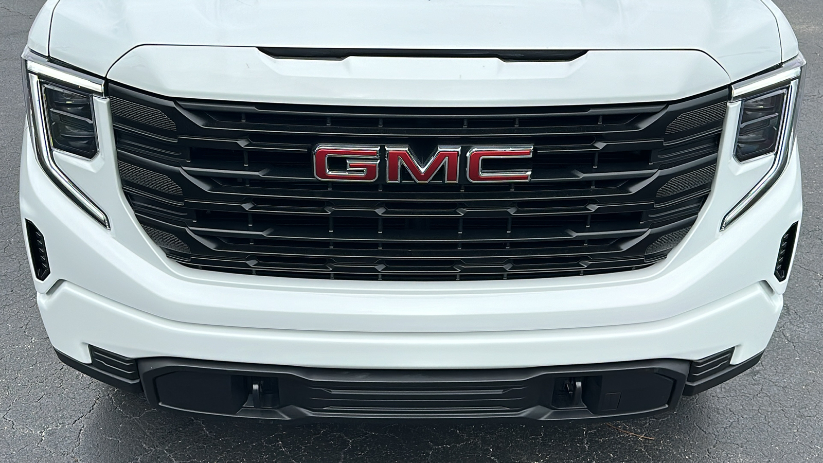 2025 GMC Sierra 1500 Pro 9