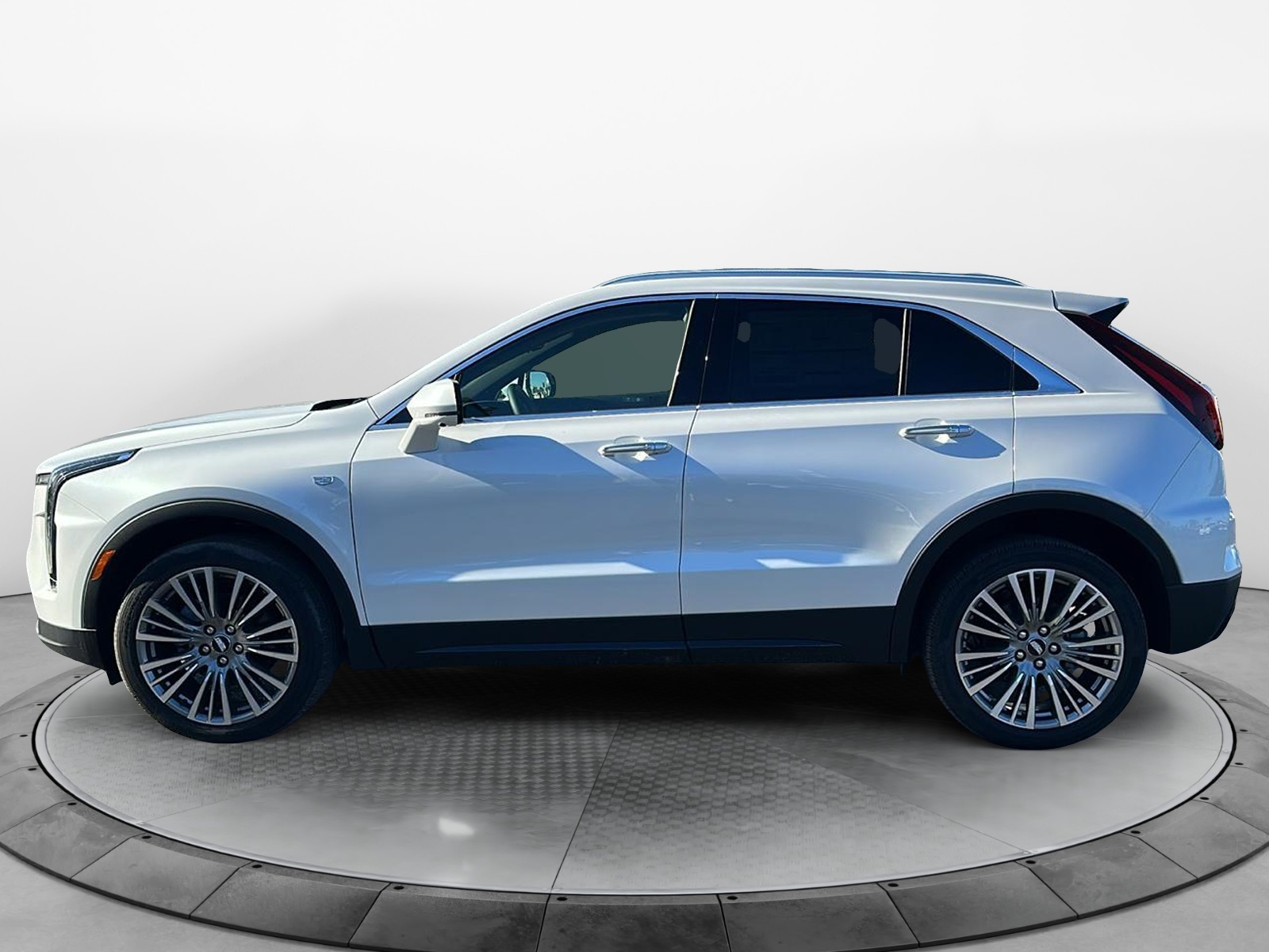 2025 Cadillac XT4 Premium Luxury 4