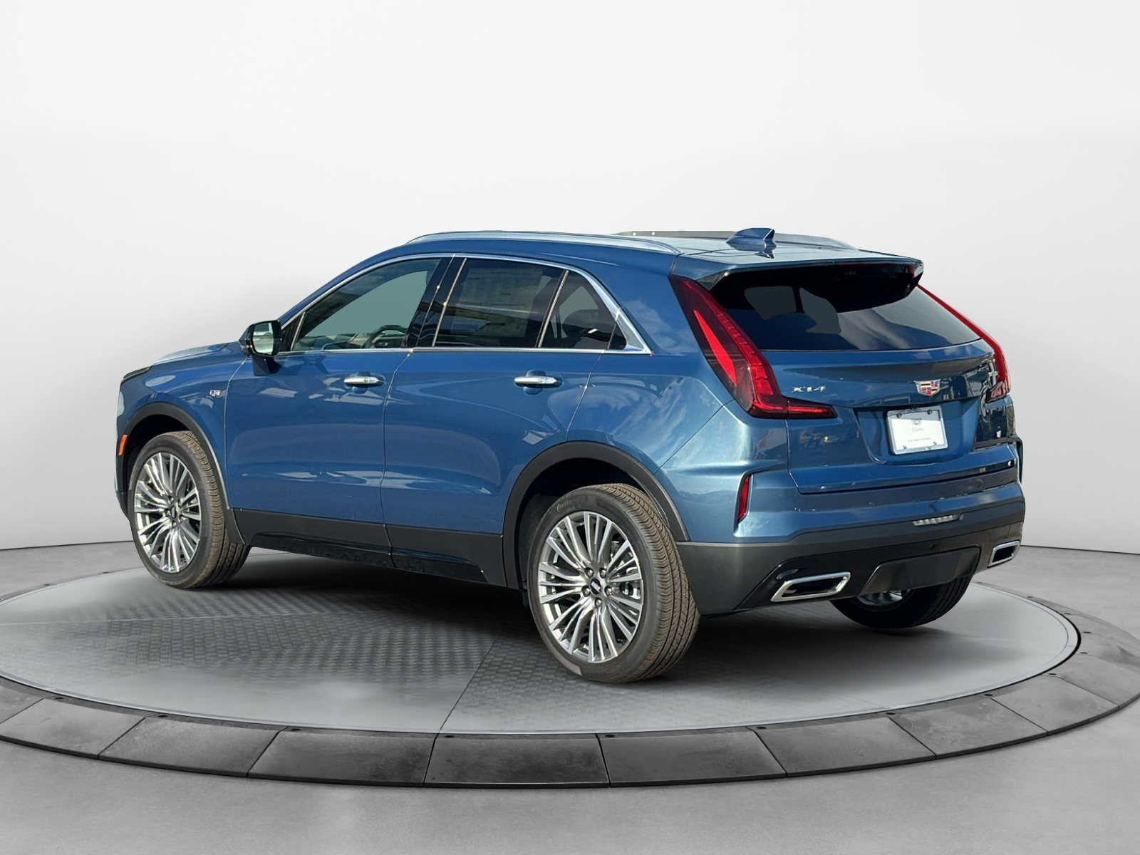 2025 Cadillac XT4 Premium Luxury 5