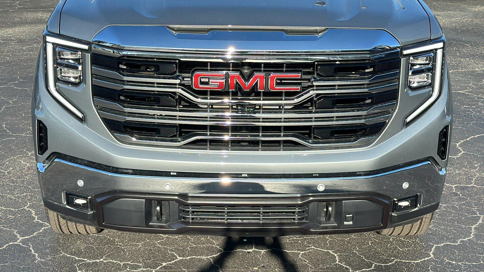 2025 GMC Sierra 1500 SLT 9