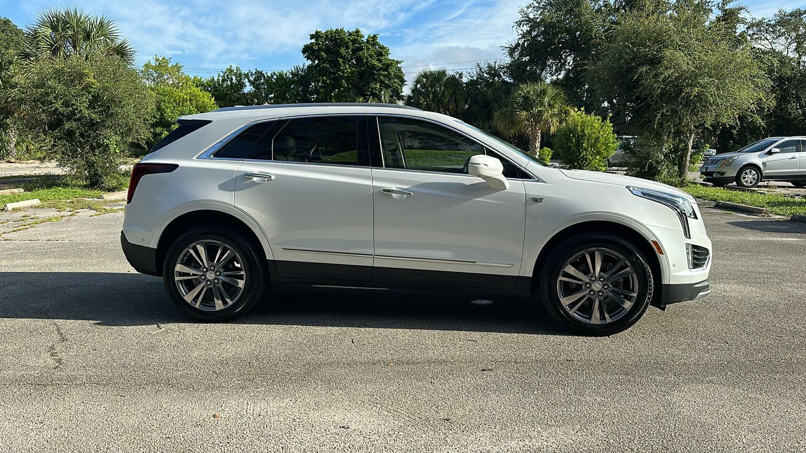 2025 Cadillac XT5 Premium Luxury 8