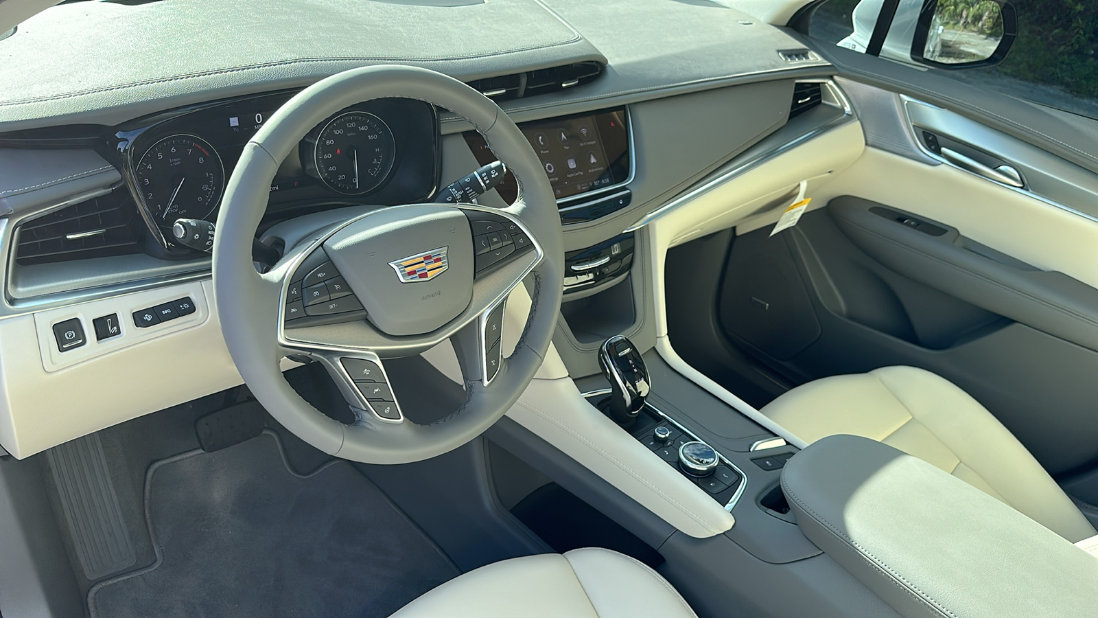 2025 Cadillac XT5 Premium Luxury 12