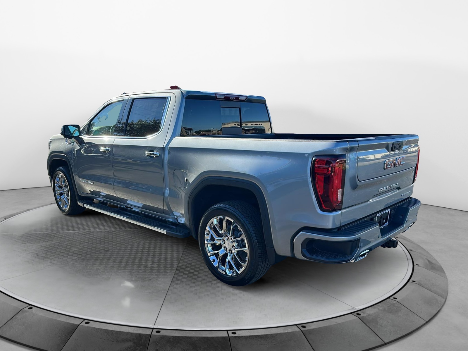 2025 GMC Sierra 1500 Denali 5