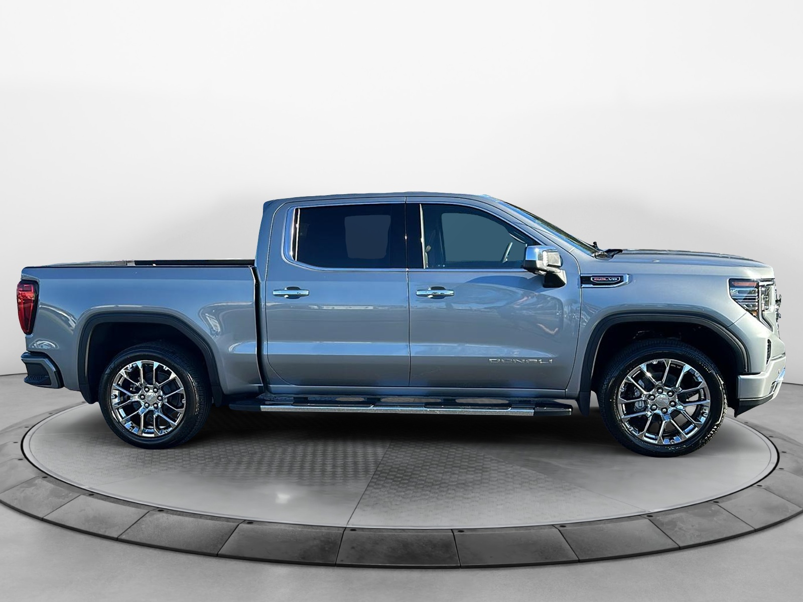 2025 GMC Sierra 1500 Denali 8