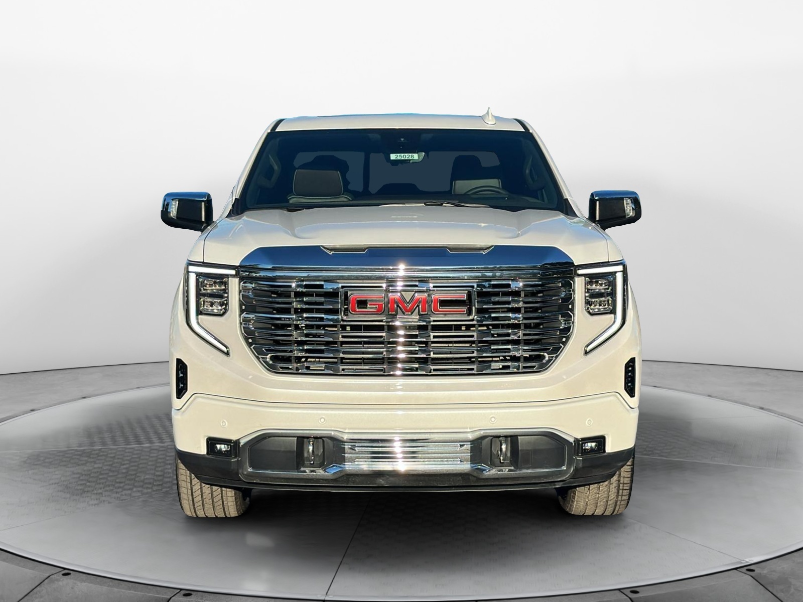 2025 GMC Sierra 1500 Denali 2