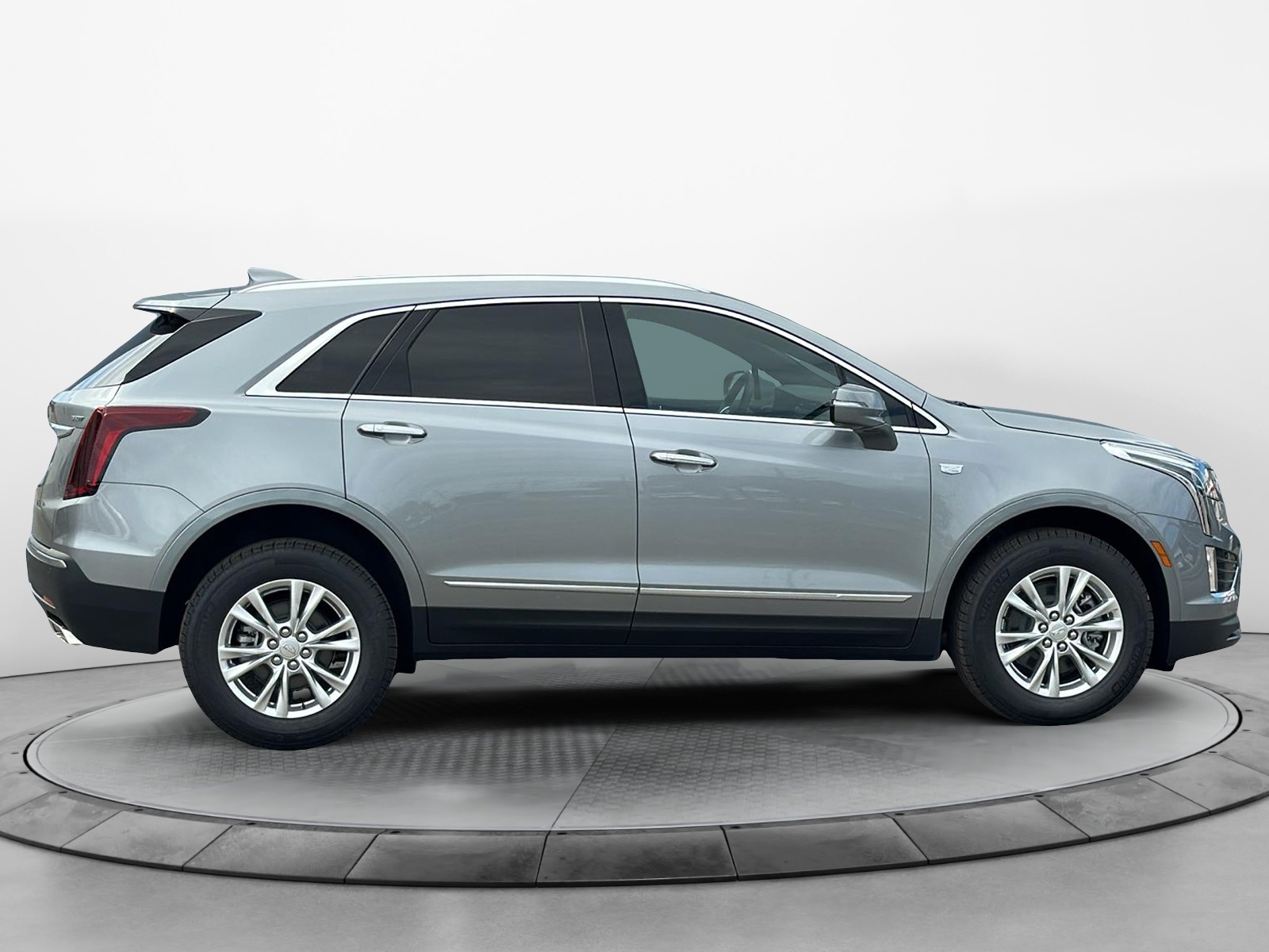 2025 Cadillac XT5 Luxury 8