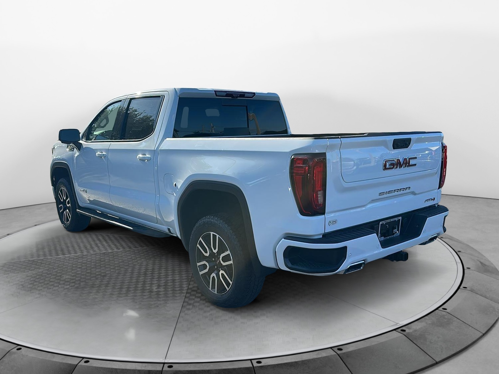 2025 GMC Sierra 1500 AT4 5