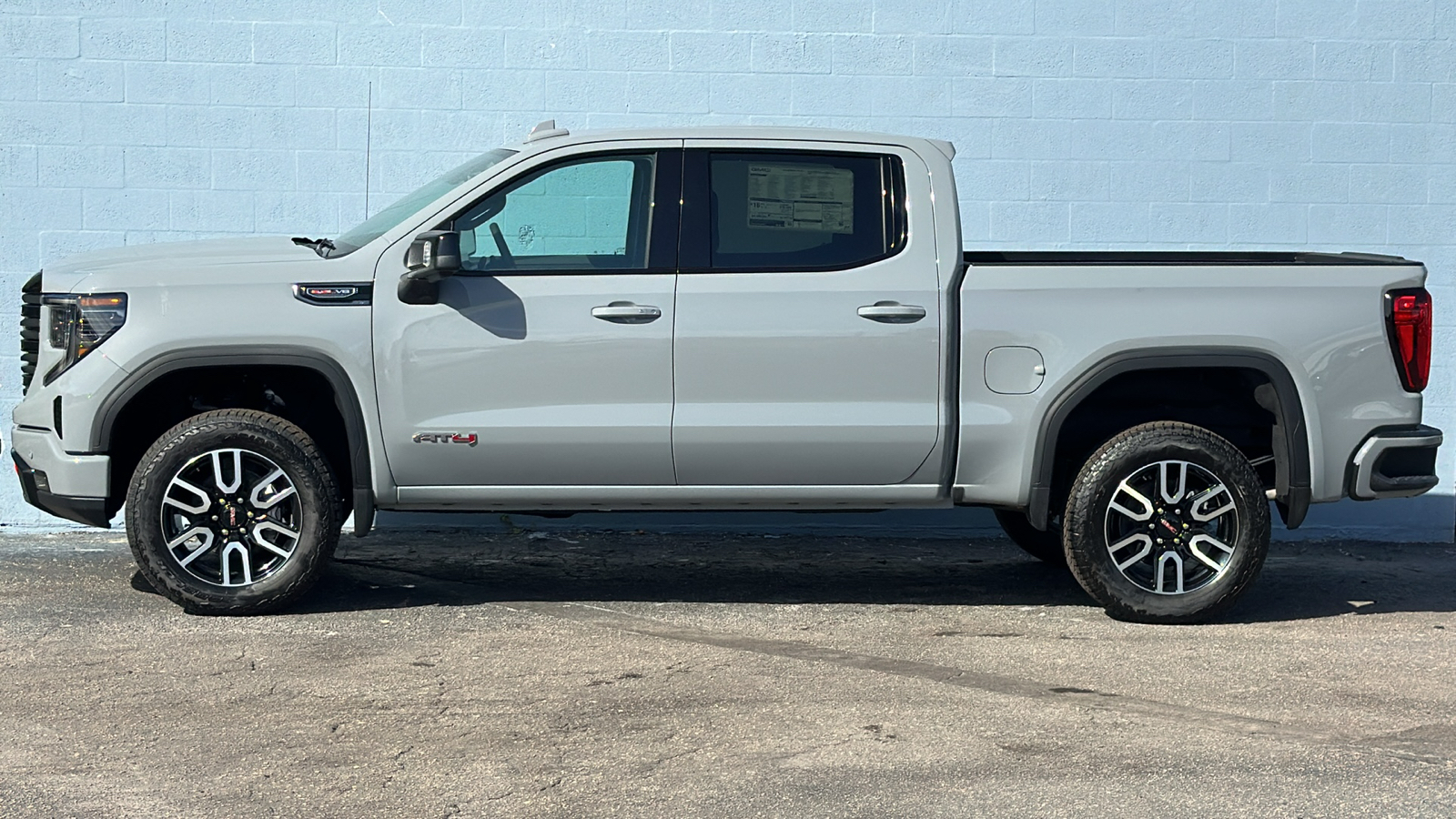 2025 GMC Sierra 1500 AT4 4