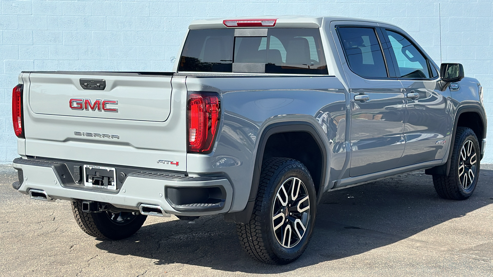 2025 GMC Sierra 1500 AT4 7