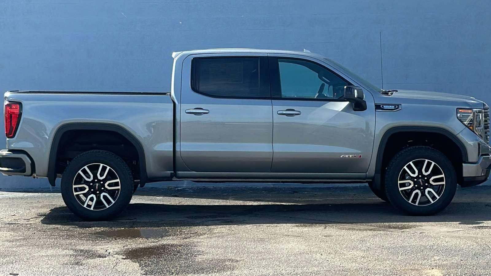 2025 GMC Sierra 1500 AT4 8