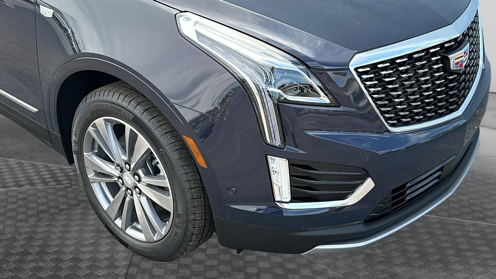 2025 Cadillac XT5 Premium Luxury 10