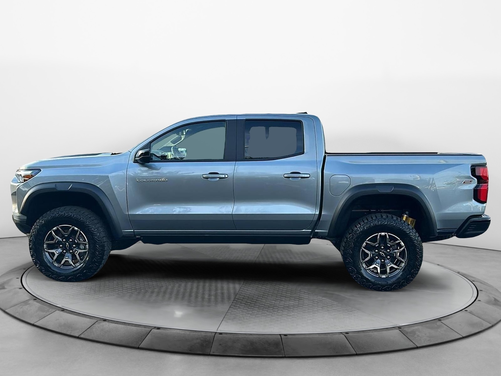 2024 Chevrolet Colorado ZR2 4