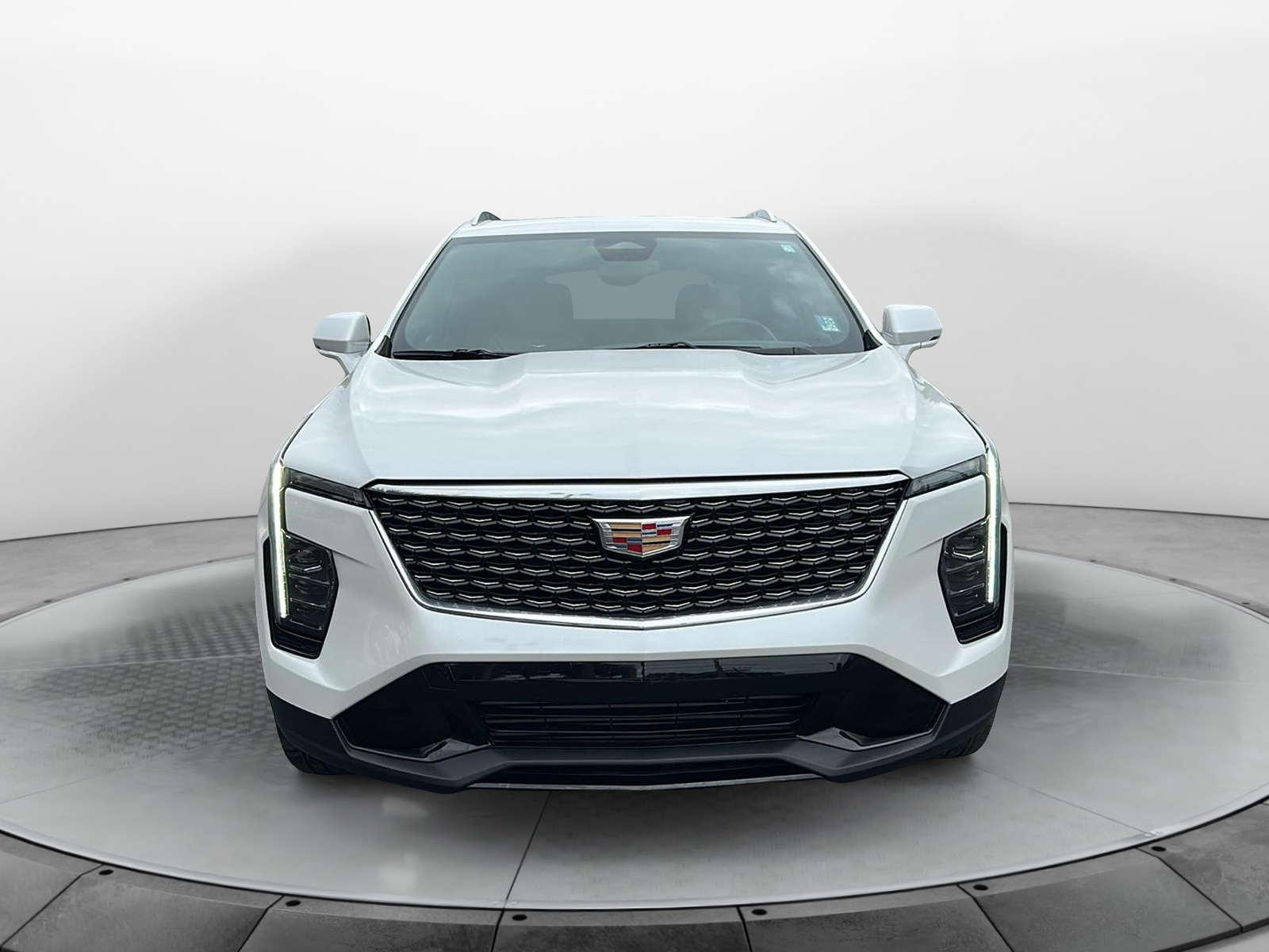 2024 Cadillac XT4 Premium Luxury 2