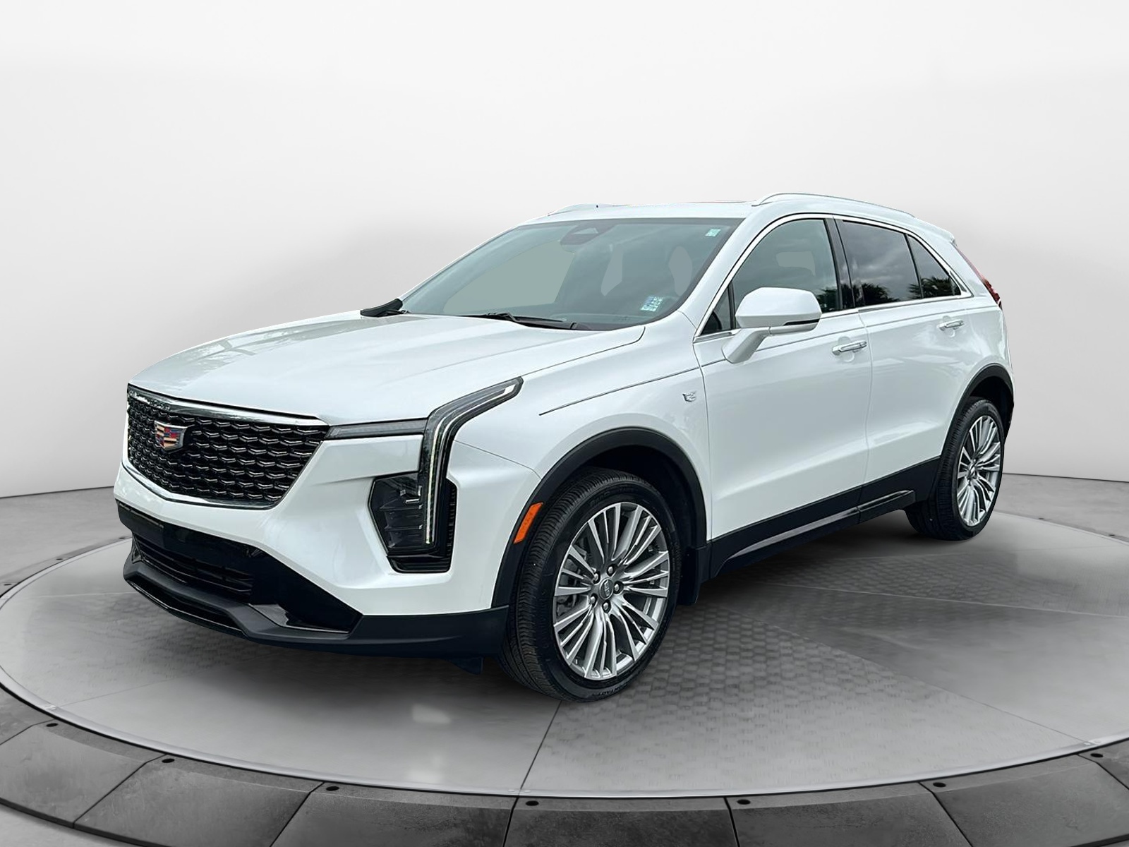 2024 Cadillac XT4 Premium Luxury 3