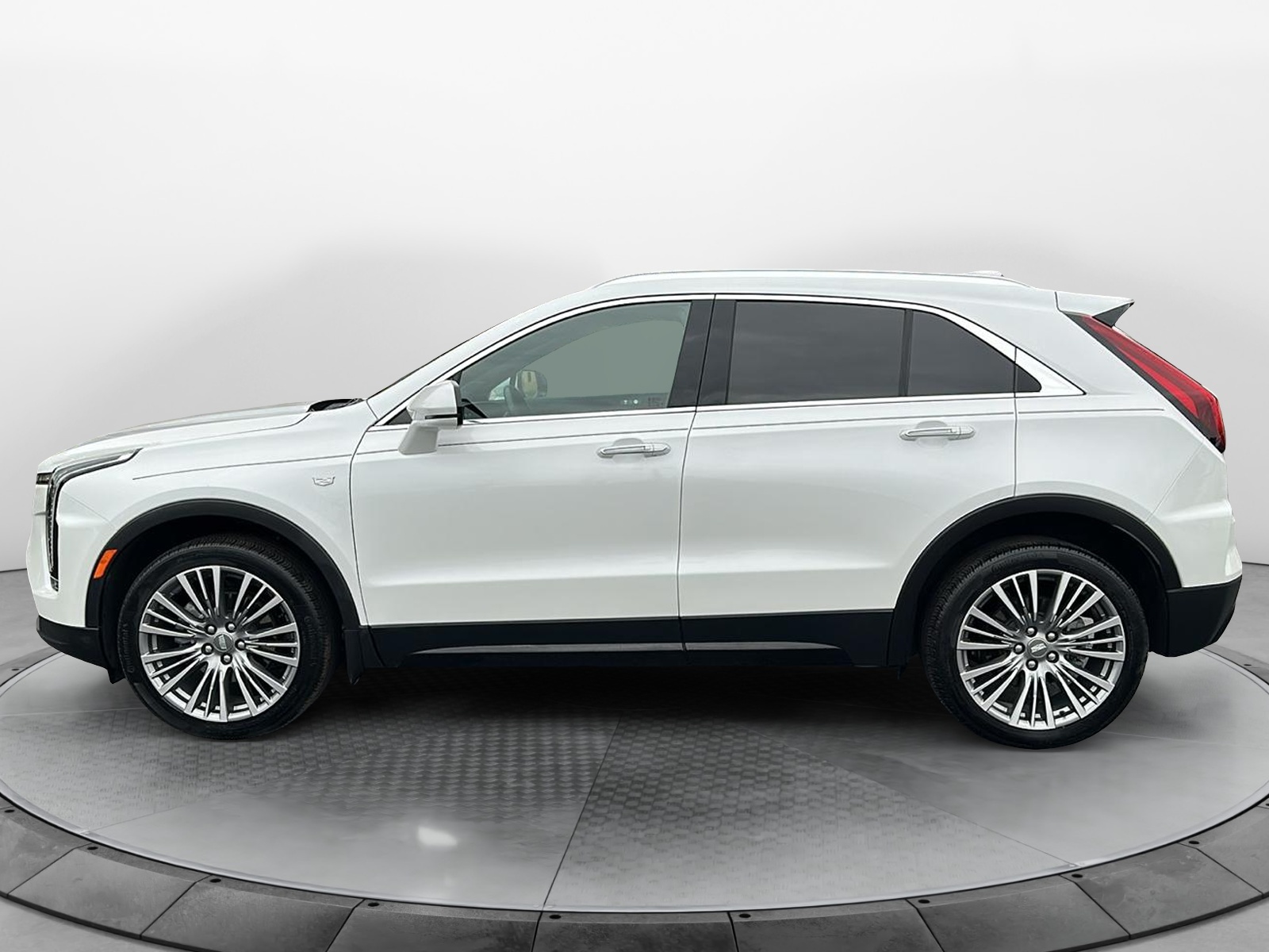 2024 Cadillac XT4 Premium Luxury 4