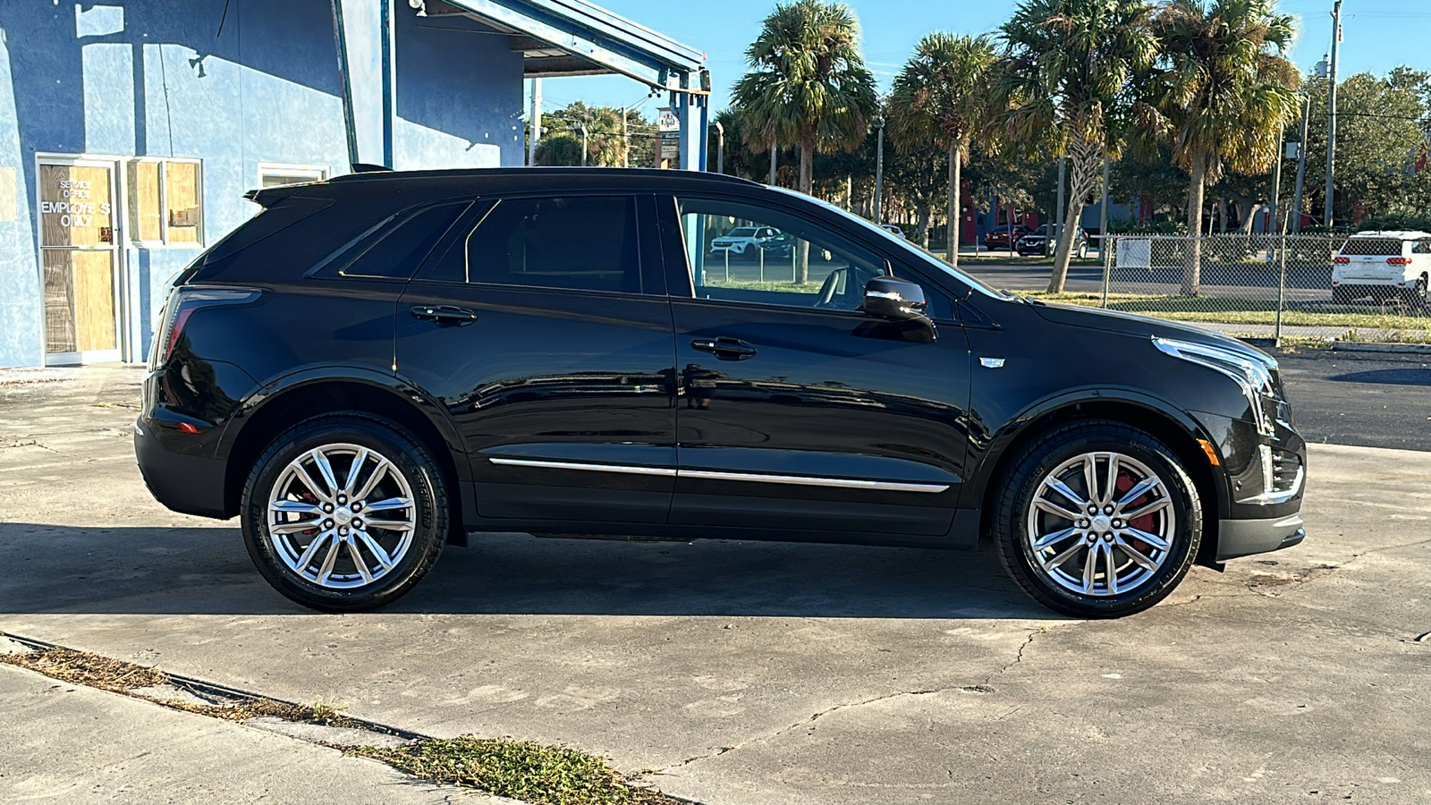 2025 Cadillac XT5 Sport 8