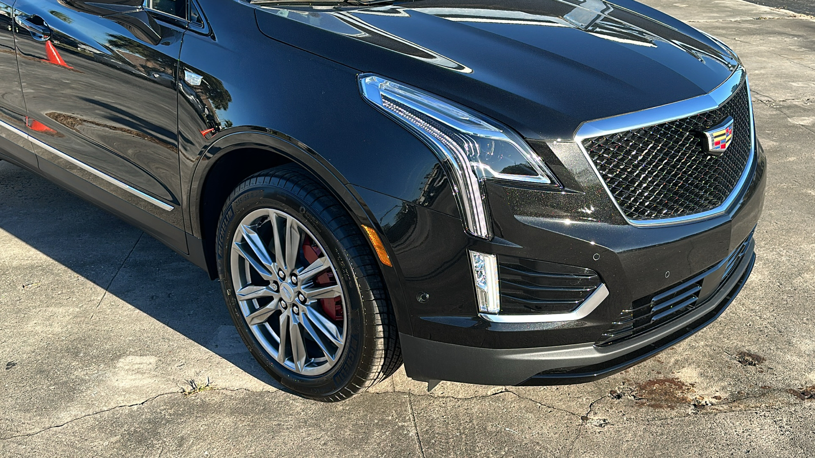 2025 Cadillac XT5 Sport 10