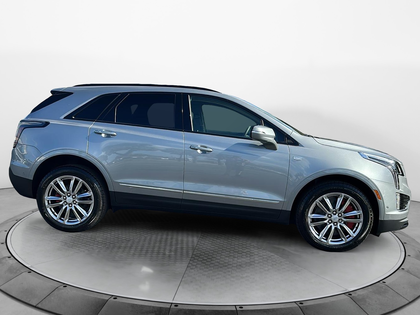 2025 Cadillac XT5 Sport 8