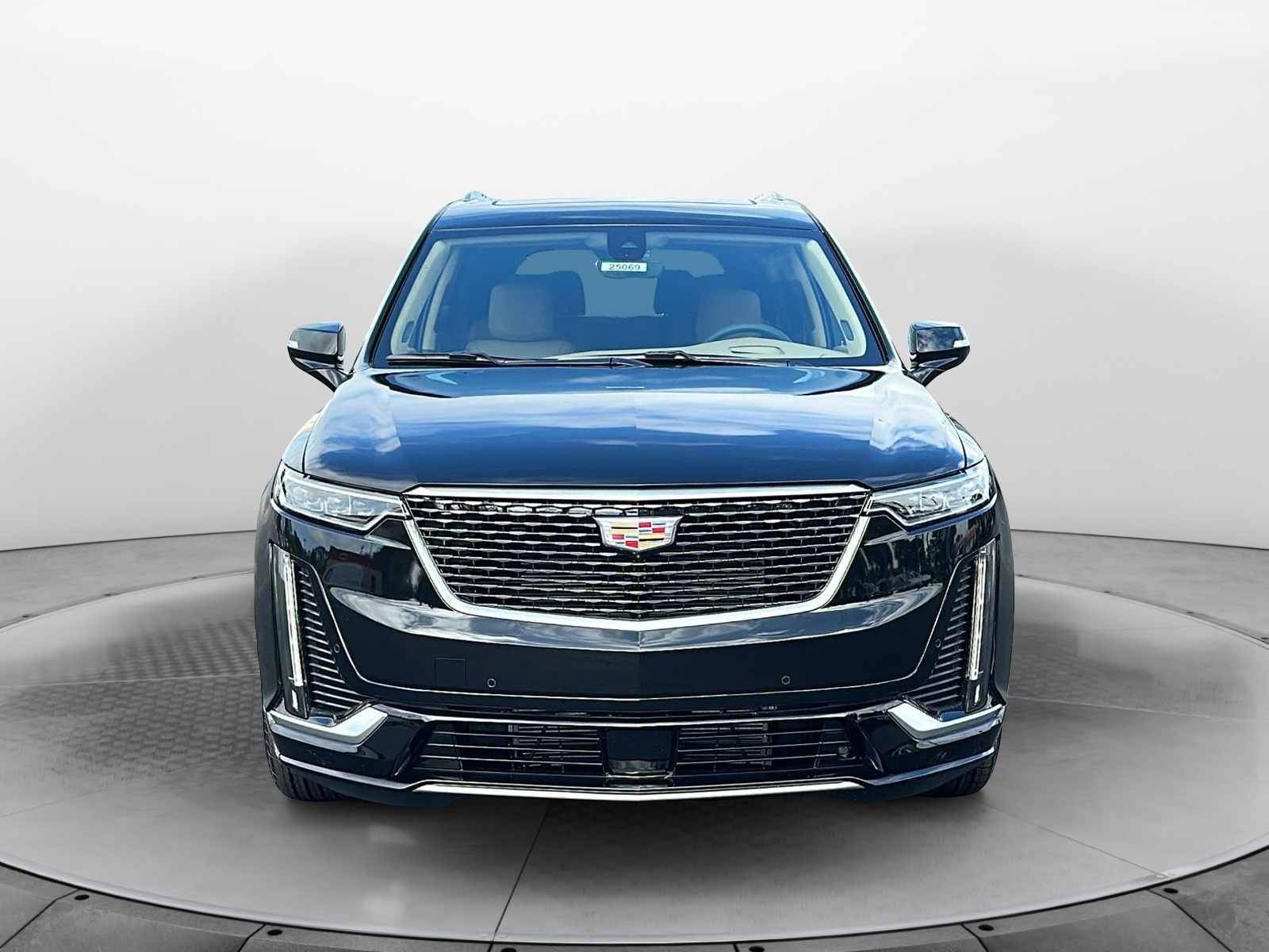 2025 Cadillac XT6 Premium Luxury 2