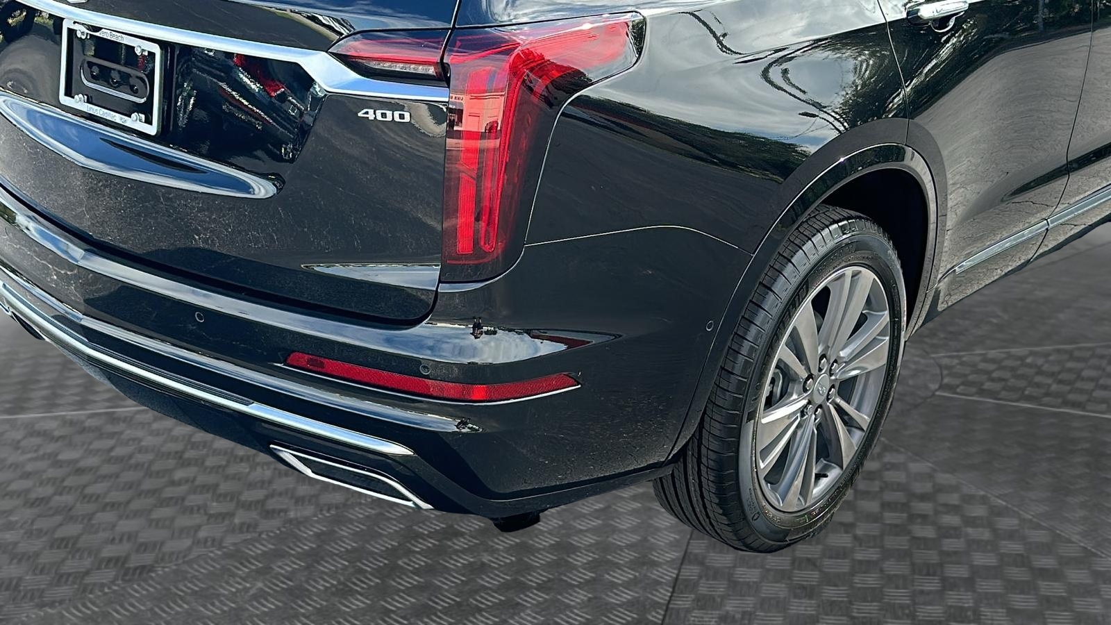 2025 Cadillac XT6 Premium Luxury 12