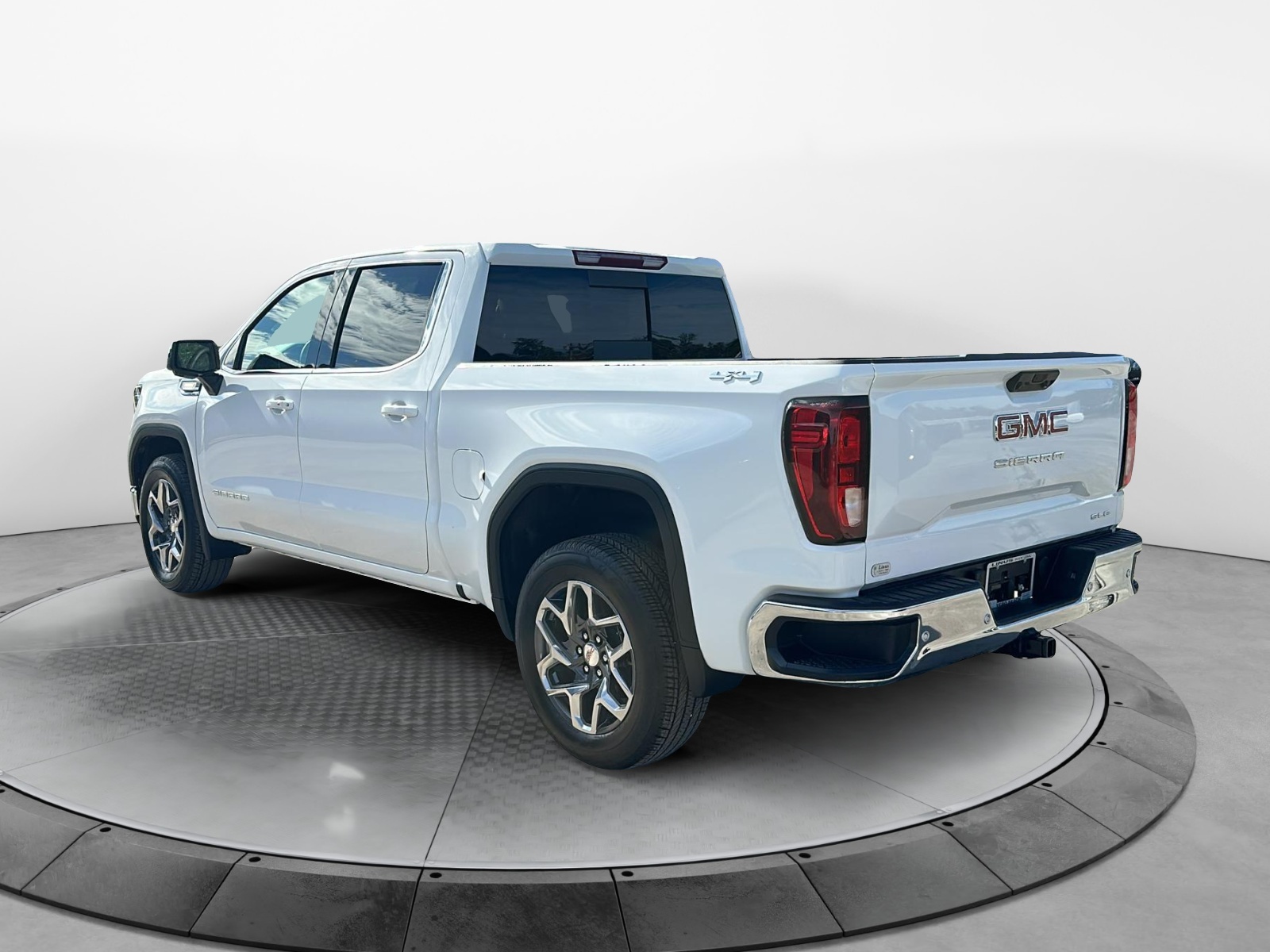 2025 GMC Sierra 1500 SLE 5