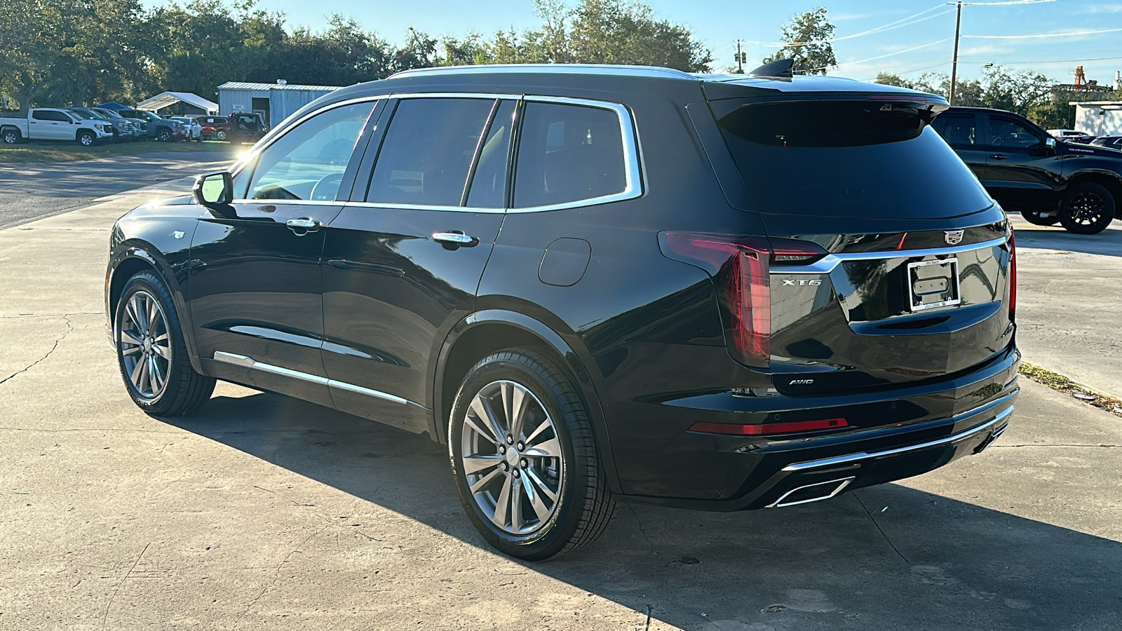 2025 Cadillac XT6 Premium Luxury 5