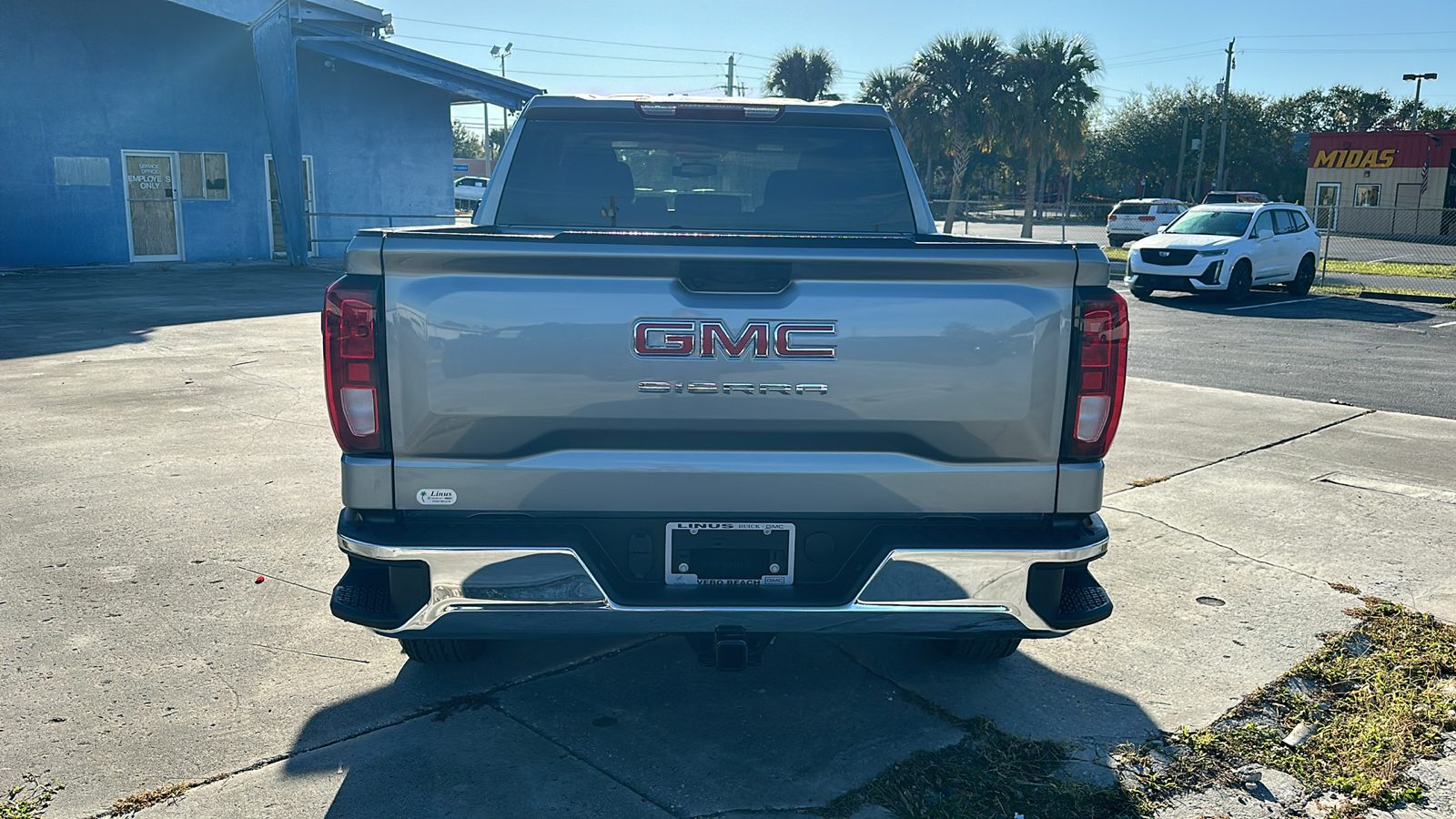 2025 GMC Sierra 1500 Pro 6