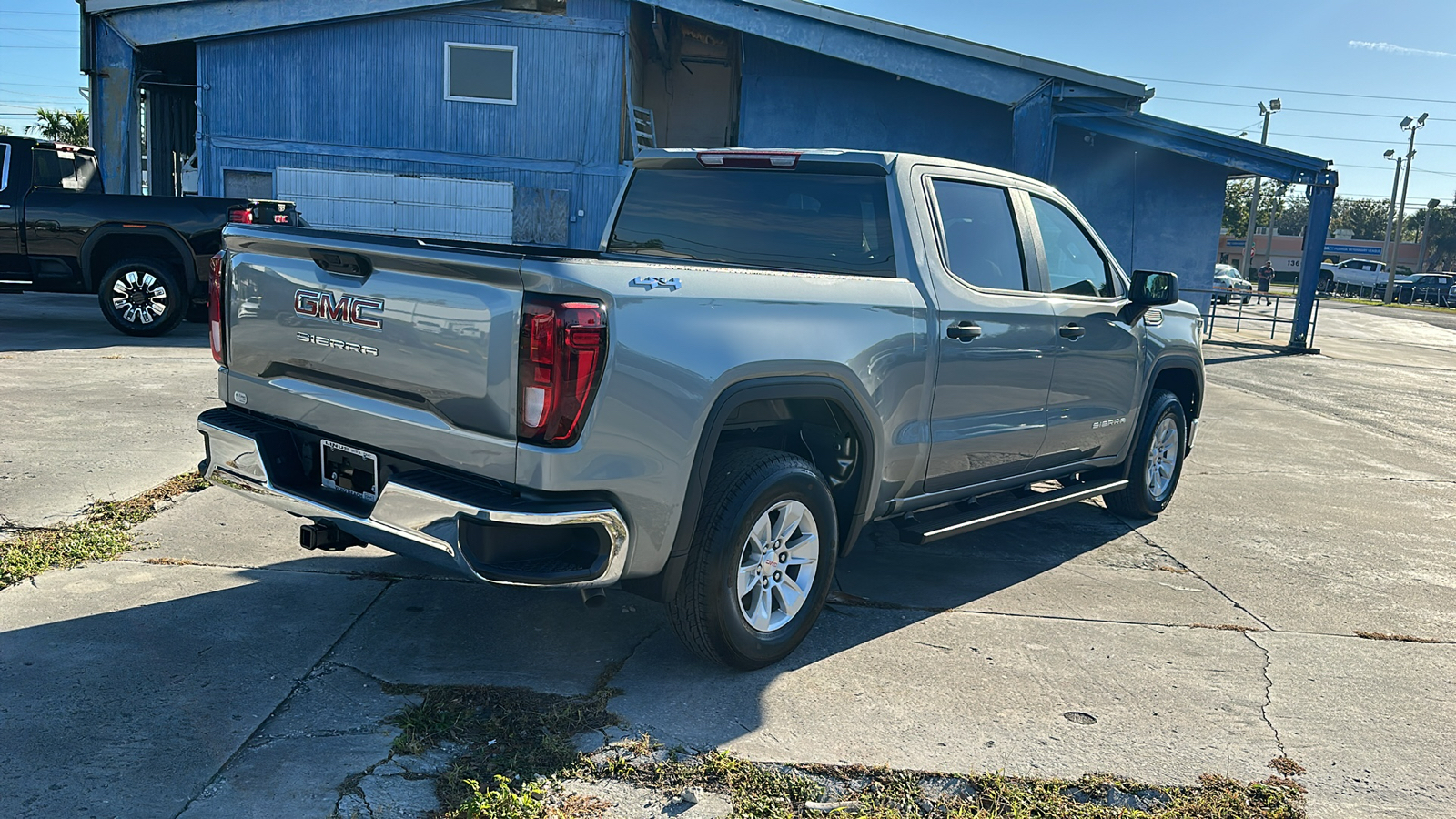 2025 GMC Sierra 1500 Pro 7