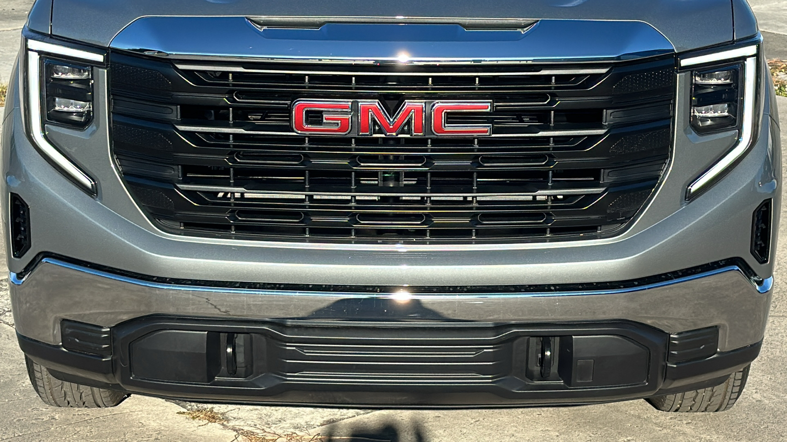 2025 GMC Sierra 1500 Pro 9