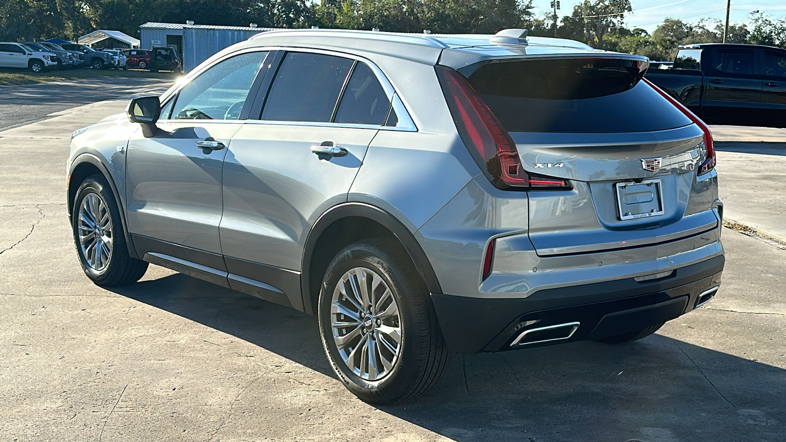 2025 Cadillac XT4 Premium Luxury 5