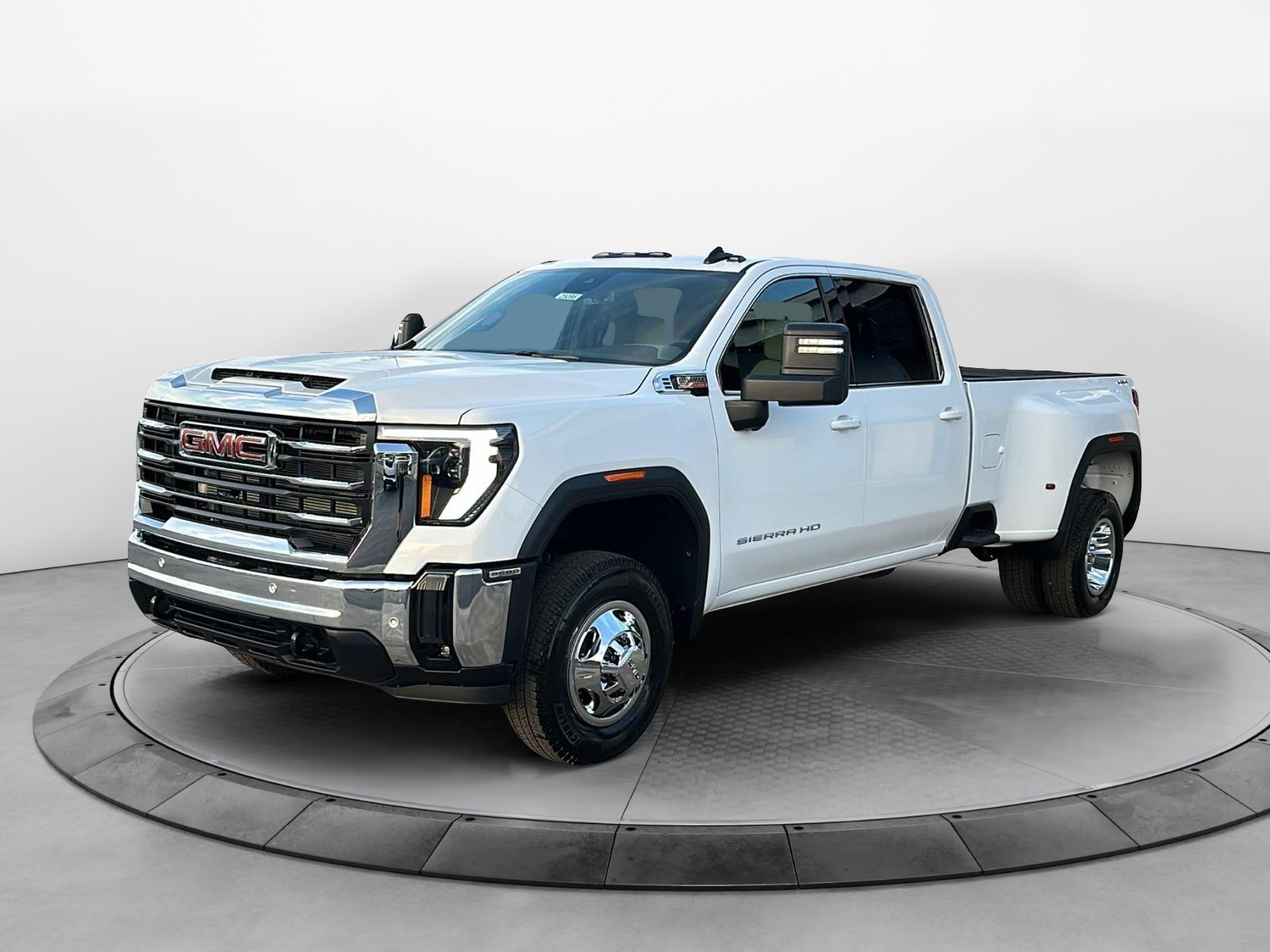 2025 GMC Sierra 3500HD SLE 3