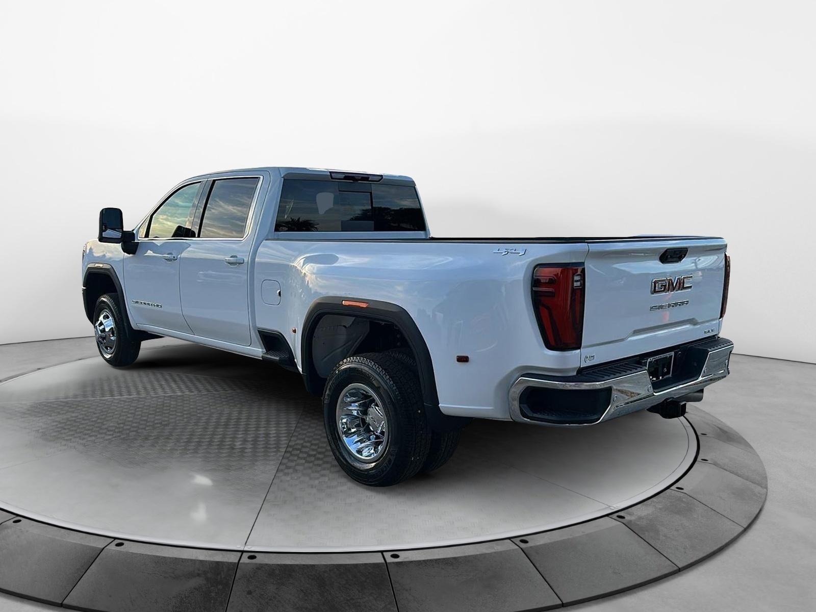 2025 GMC Sierra 3500HD SLE 5