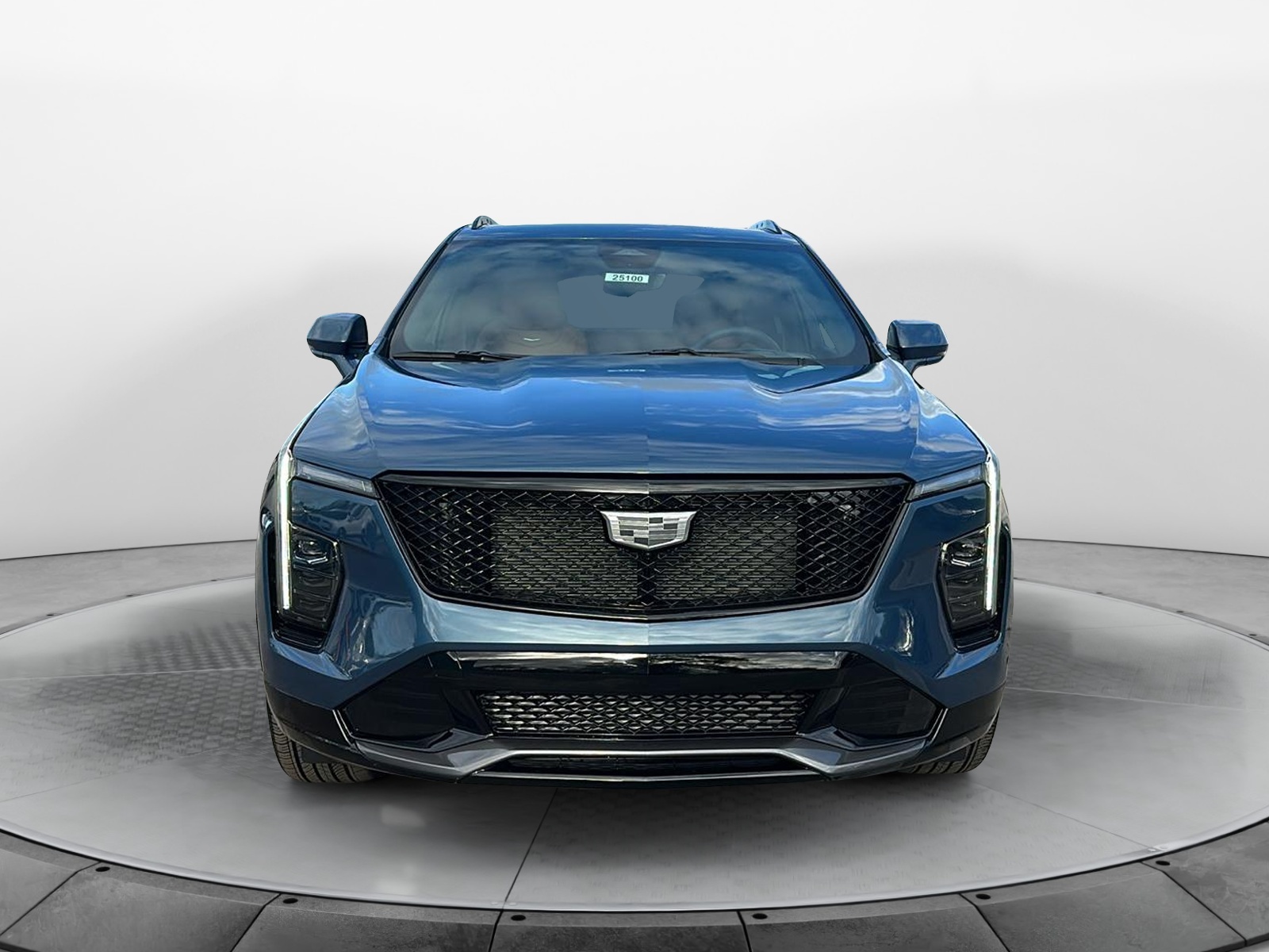 2025 Cadillac XT4 Sport 2